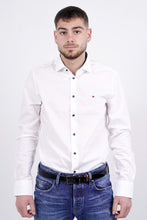 Load image into Gallery viewer, CL SOLID POPLIN SHIRT