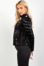 Load image into Gallery viewer, VONA JACKET