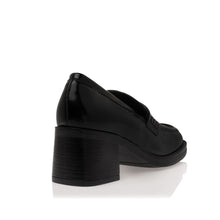 Load image into Gallery viewer, DAY 2 DAY SHOES