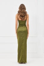 Load image into Gallery viewer, PLETED EVENING DRESS