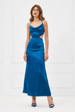 Load image into Gallery viewer, IVORY EVENING DRESS