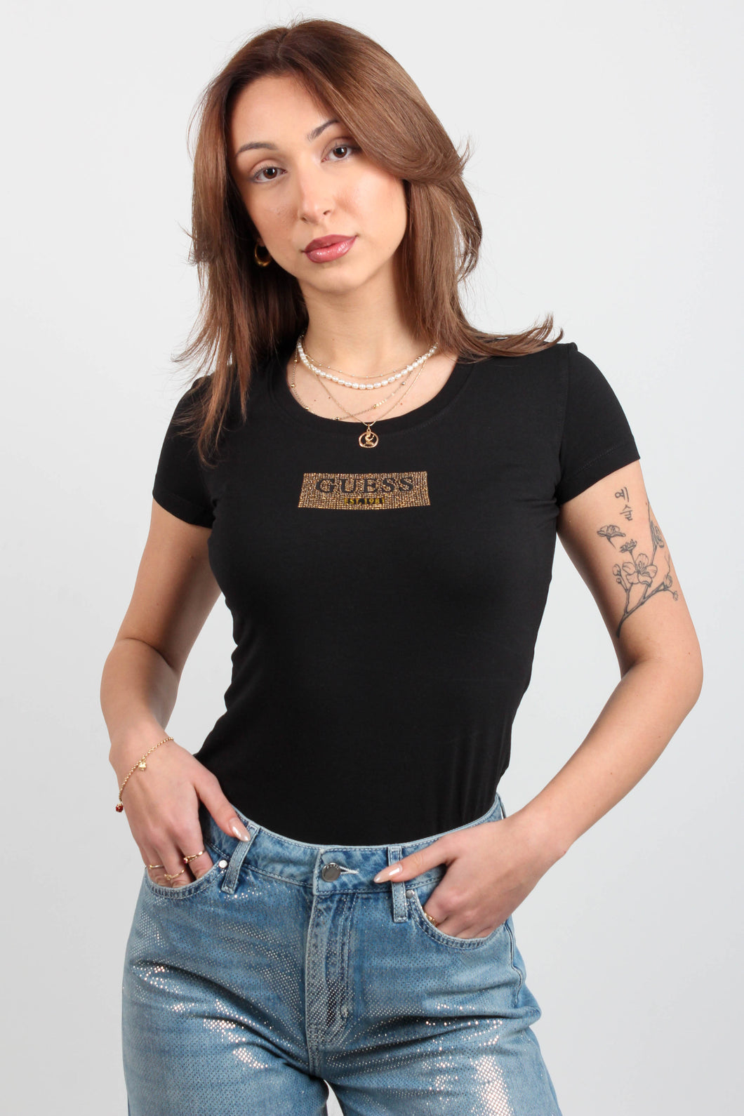 CN STUDS BOX TEE