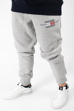 Load image into Gallery viewer, LINES HILFIGER SWEATPANTS