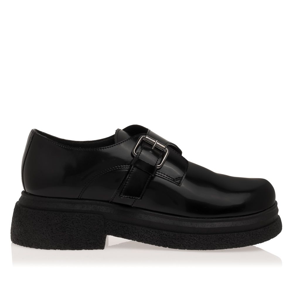 DAY 2 DAY SHOES