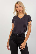 Load image into Gallery viewer, PERFECT NECK TEE