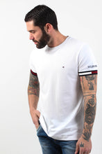 Load image into Gallery viewer, PIQUE FLAG CUFF TEE