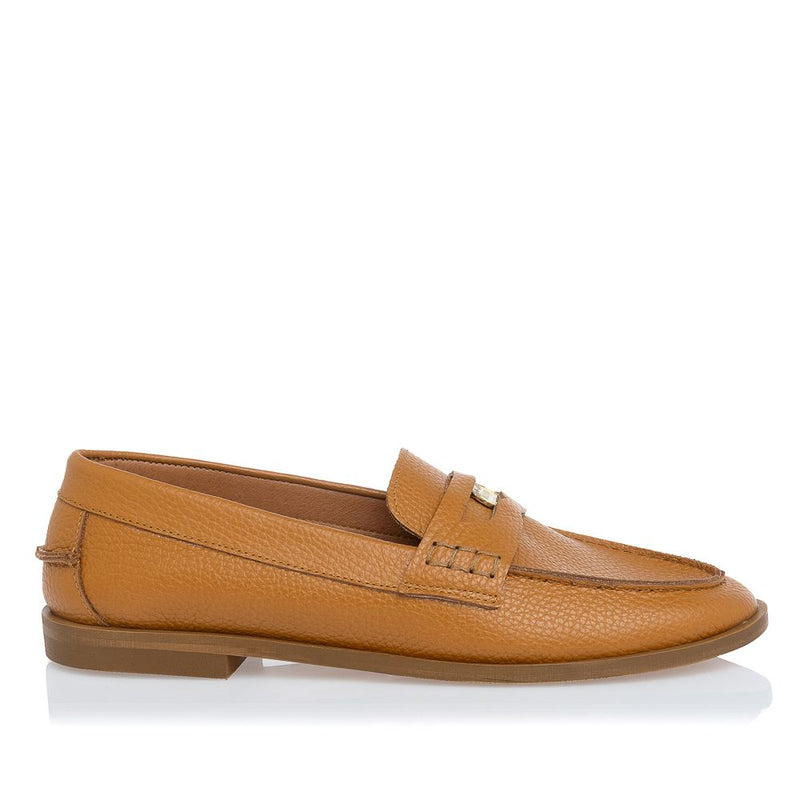 DAY 2 DAY SHOES MOCCASINS