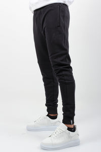 ESSENTIALS TRACKPANTS